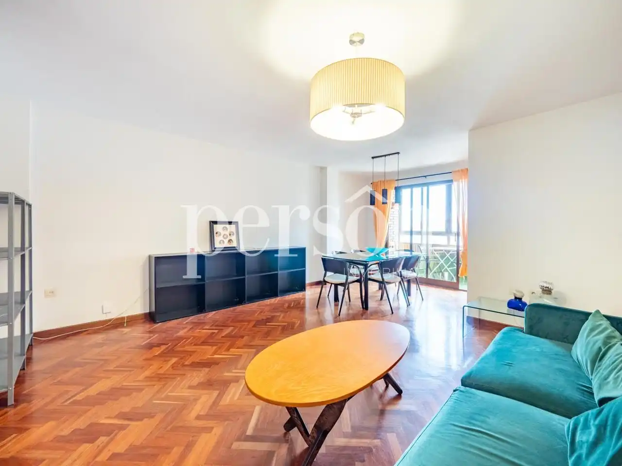 Habitación de Piso de alquiler en Valencia con Aire acondicionado, Parquet y Amueblado
