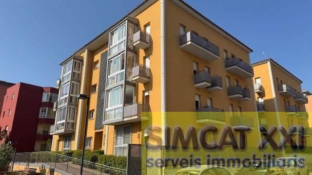 Exterior view of Flat for sale in Figueres  with Heating