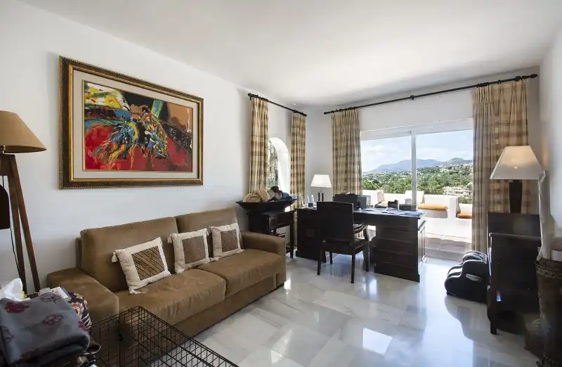 Detached house with pool for sale in Nueva Andalucía, imagen 26