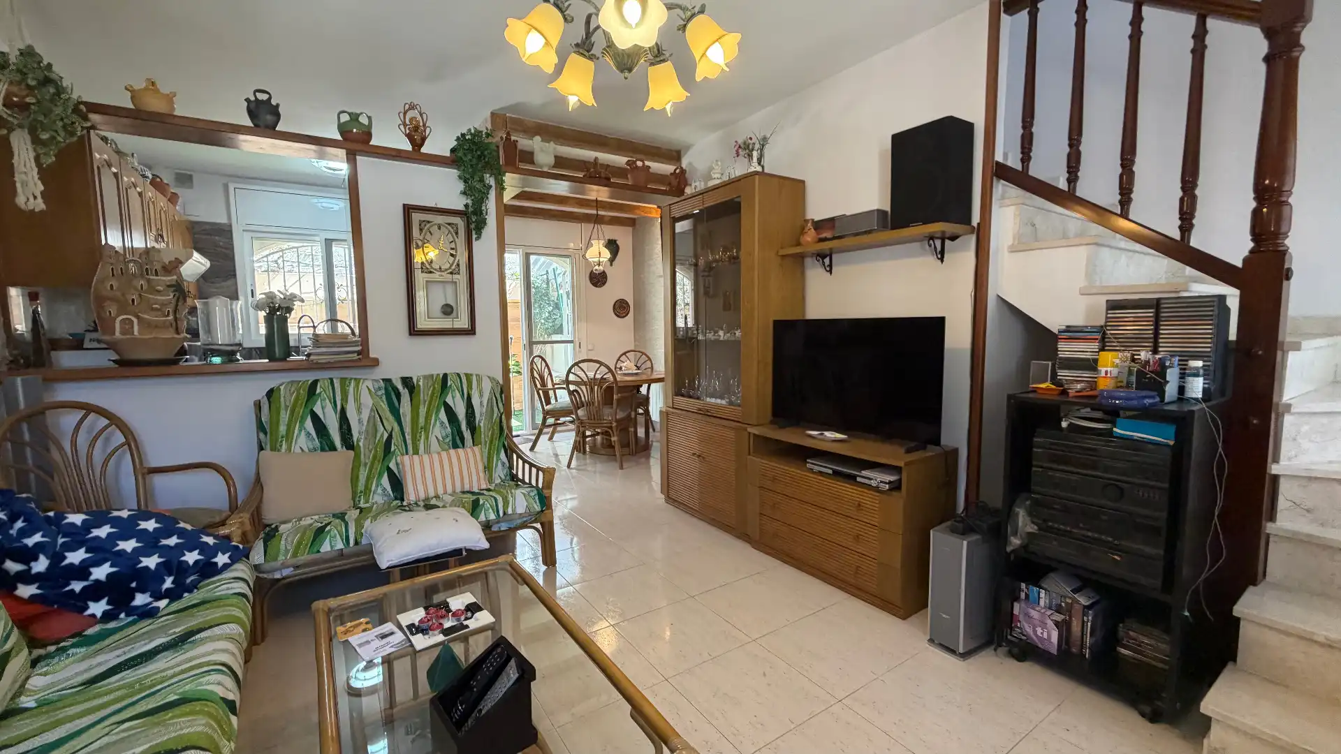 Sala de estar de Casa adosada en venta en El Vendrell con Calefacción, Jardín privado y Terraza