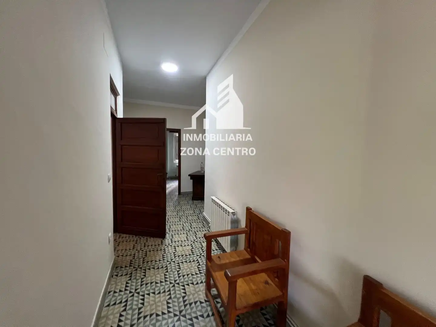 Casa adosada en venta en Sahagún con Calefacción y Amueblado