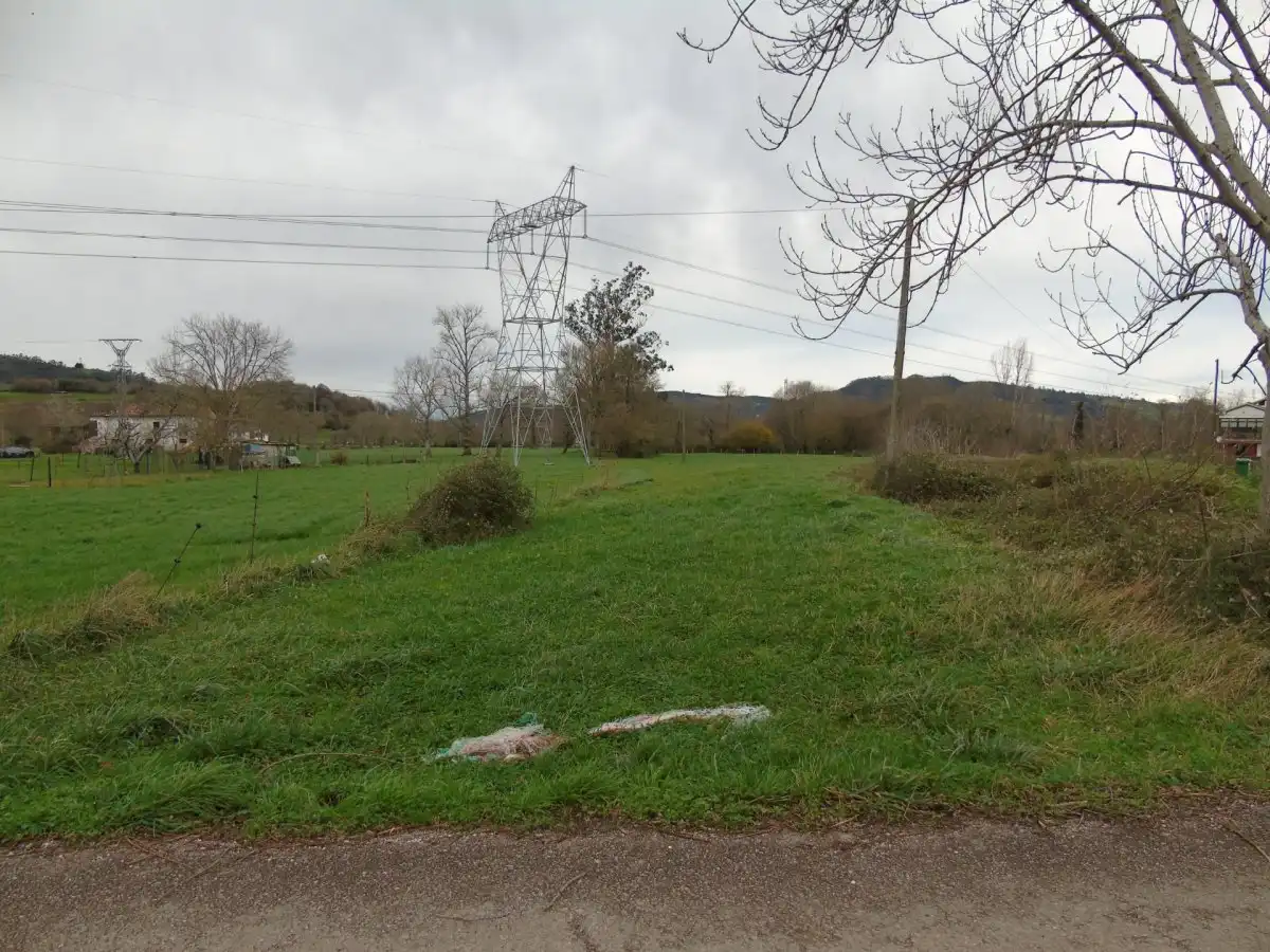 Terreni e lotti in vendita a Santa María de Cayón, imagen 2