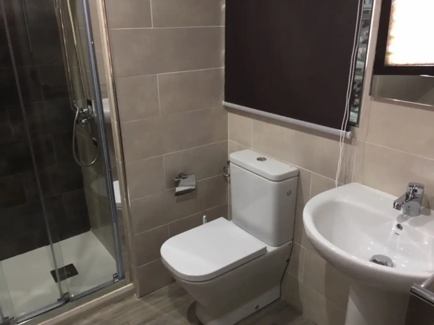 Baño de Piso de alquiler en Salamanca con Calefacción, Jardín privado y Parquet