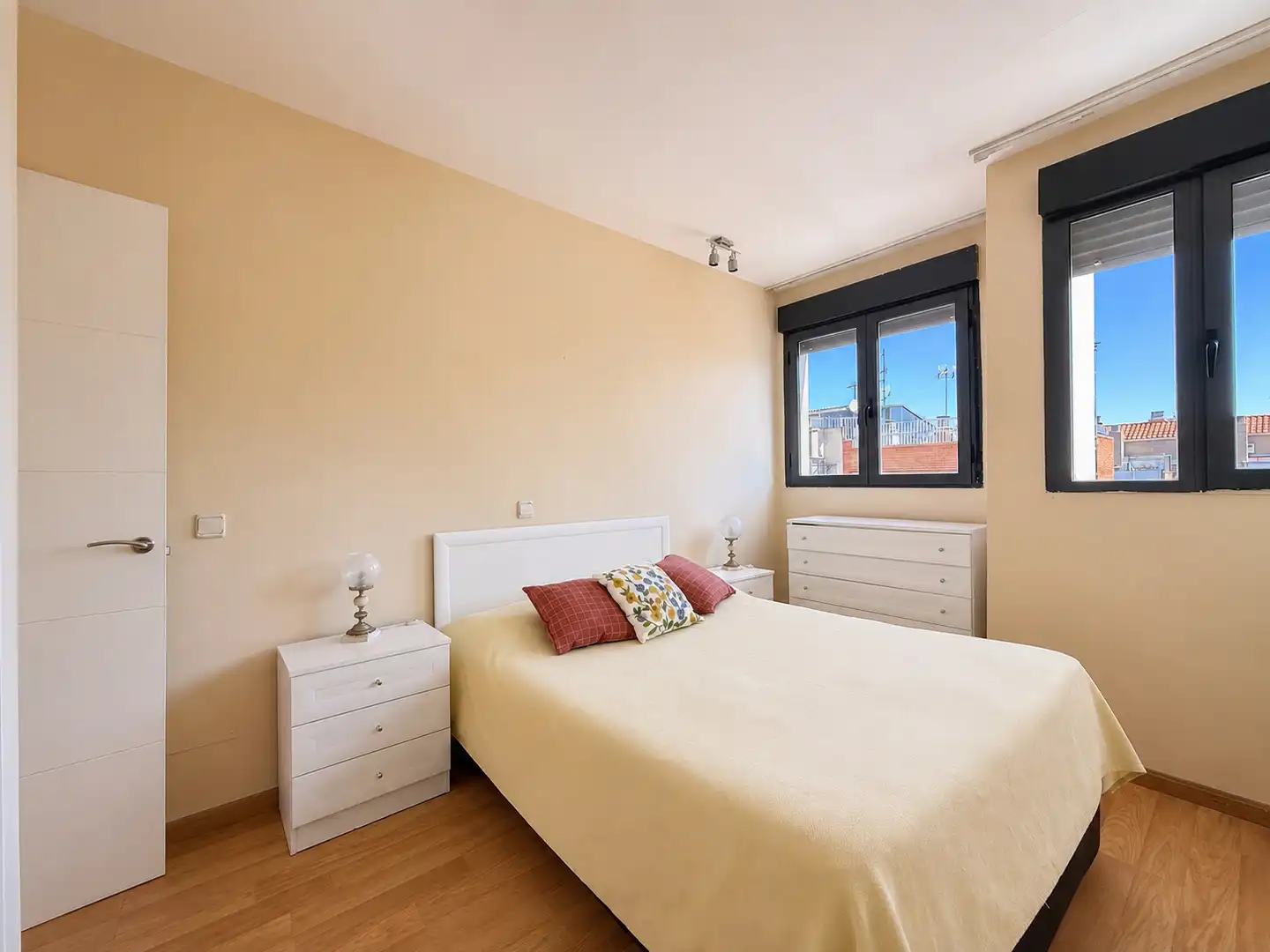 Dormitori de Àtic en venda en Madrid amb Aire condicionat, Calefacció i Parquet