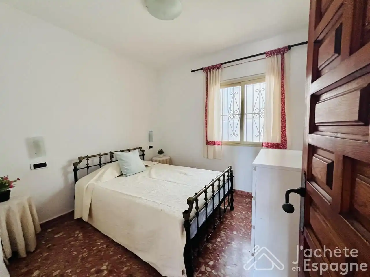 Bedroom of Country homes for sale in Quart de les Valls  with Private garden, Terrace and Swimming Pool