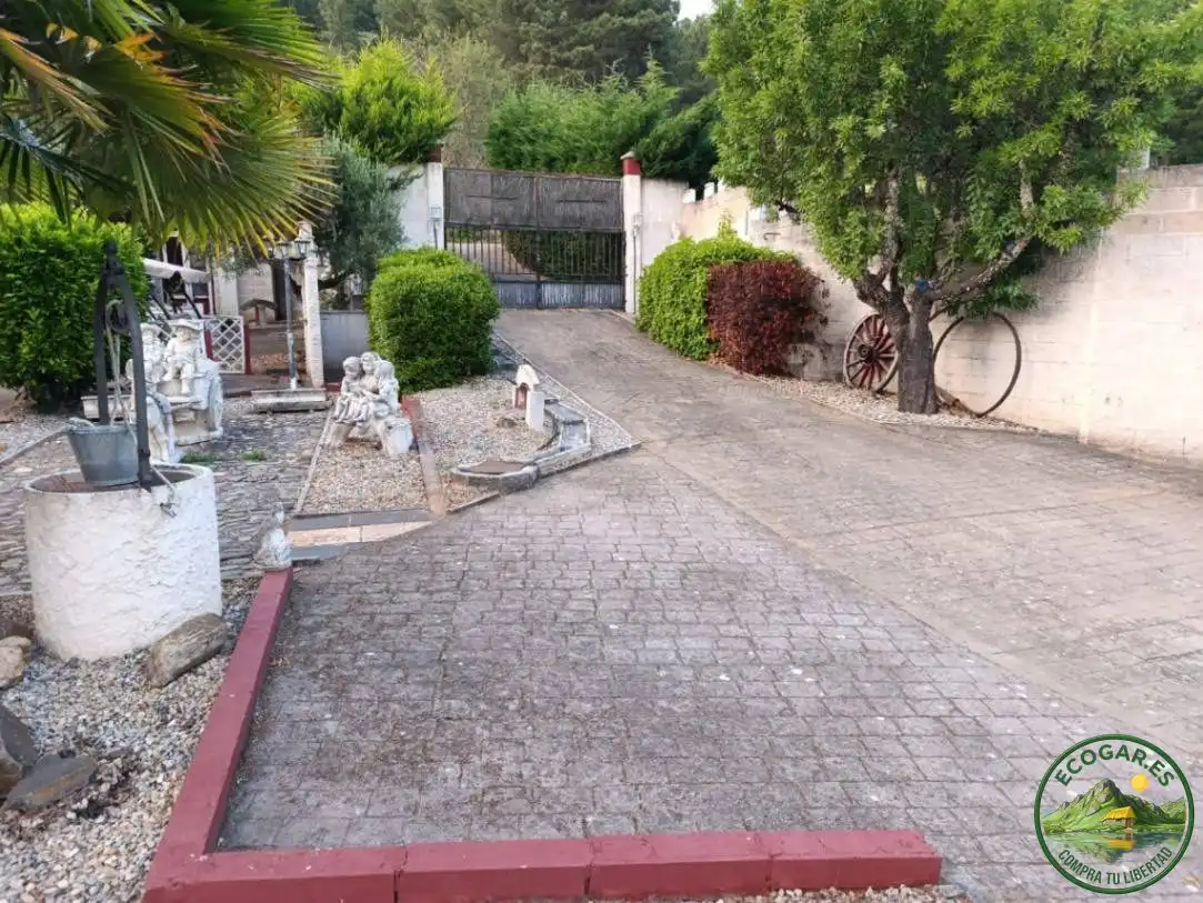 Parking de Casa o chalet en venta en Arganza con Calefacción, Jardín privado y Terraza