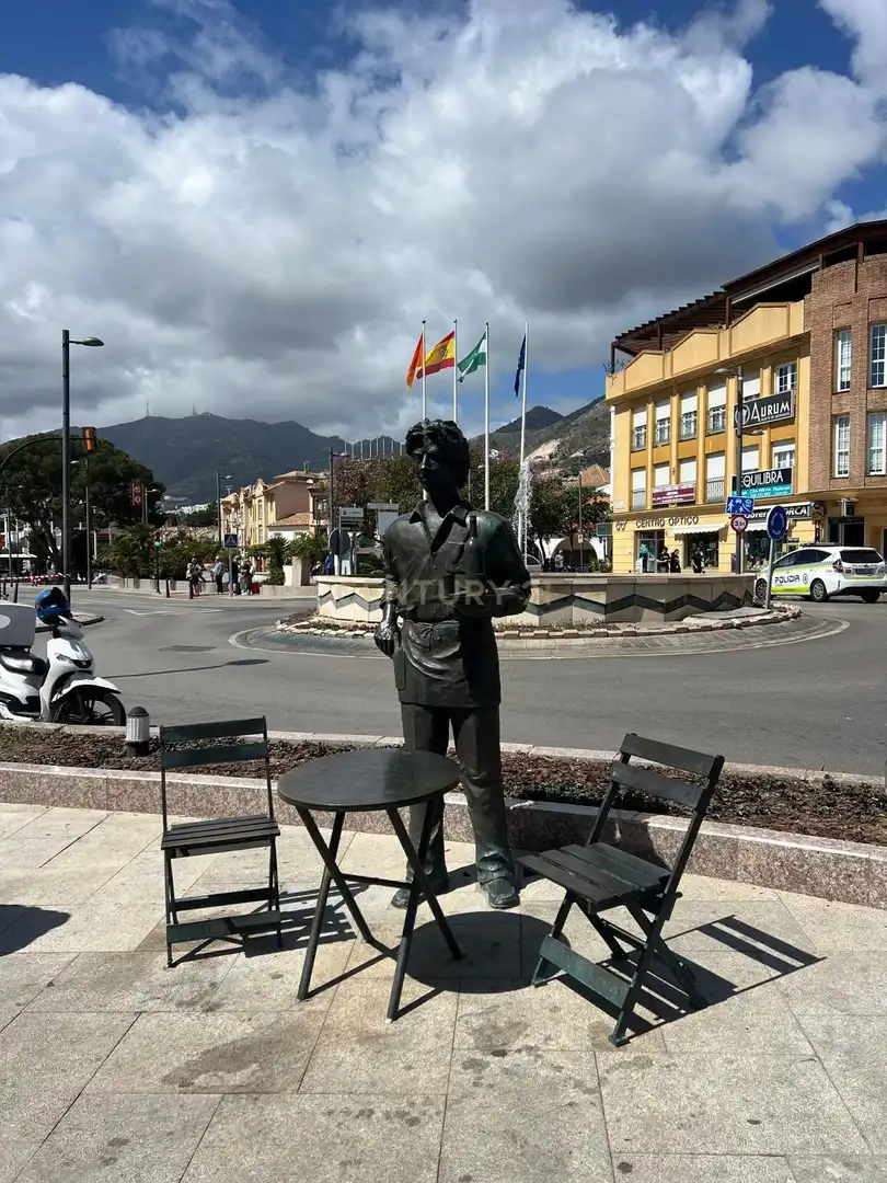 Gewerbefläche zum Verkauf in Avenida de la Constitución, Benalmádena, Spain
