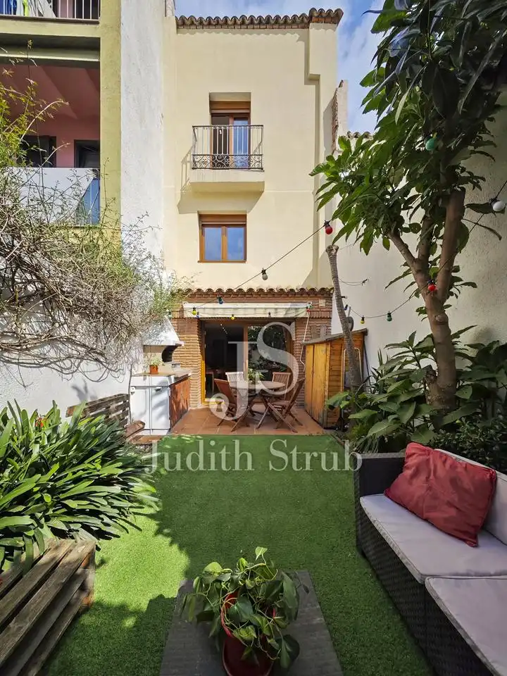 Casa adosada en venta en De Peronella, Sant Andreu de Palomar