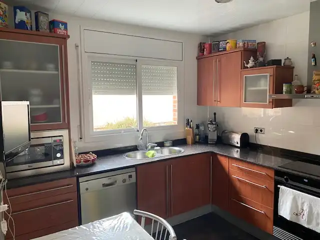 Cocina de Casa adosada en venta en Montcada i Reixac con Calefacción, Jardín privado y Terraza