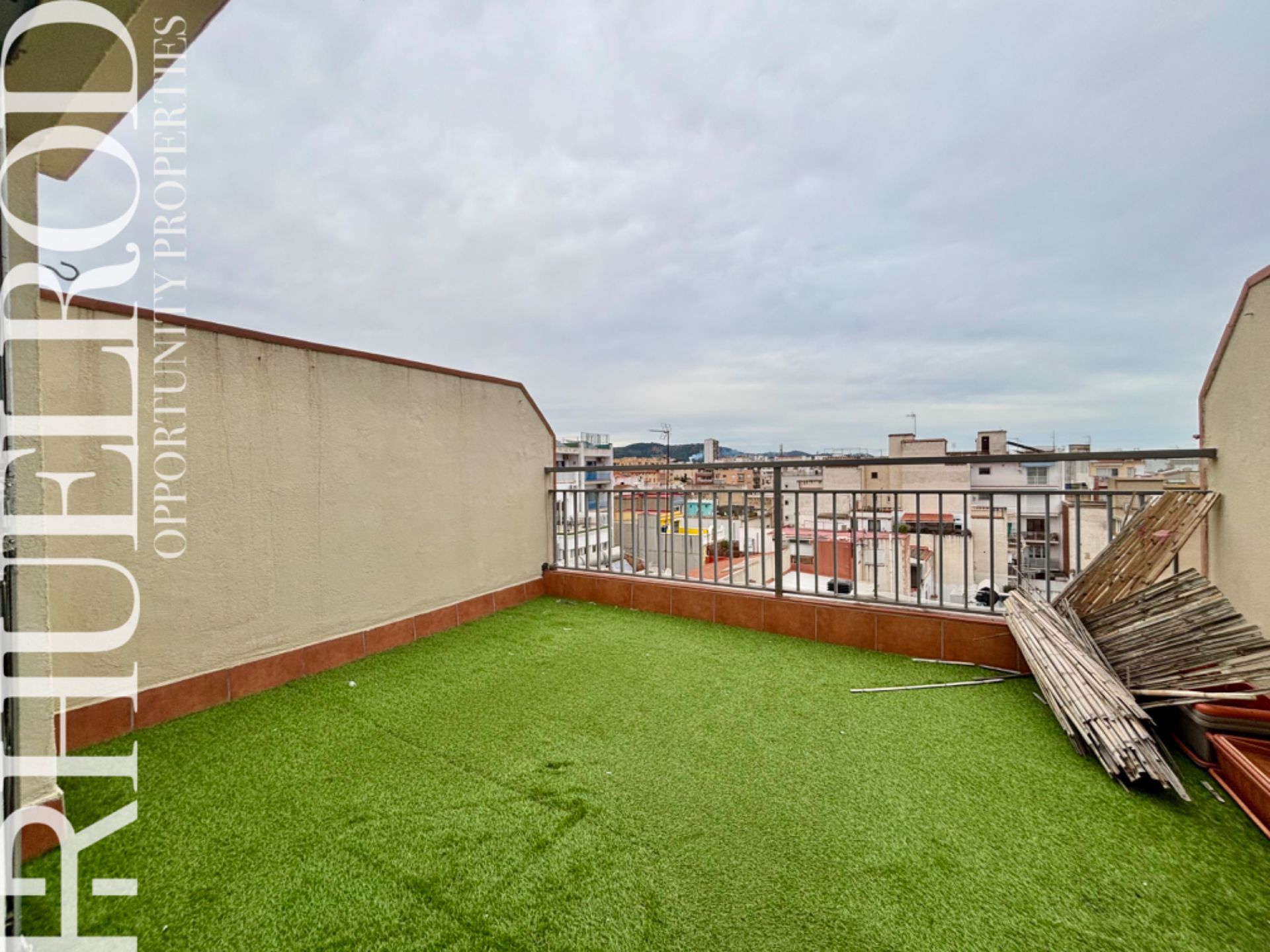 Terrassa de Àtic en venda en Calella amb Terrassa, Forn i Internet