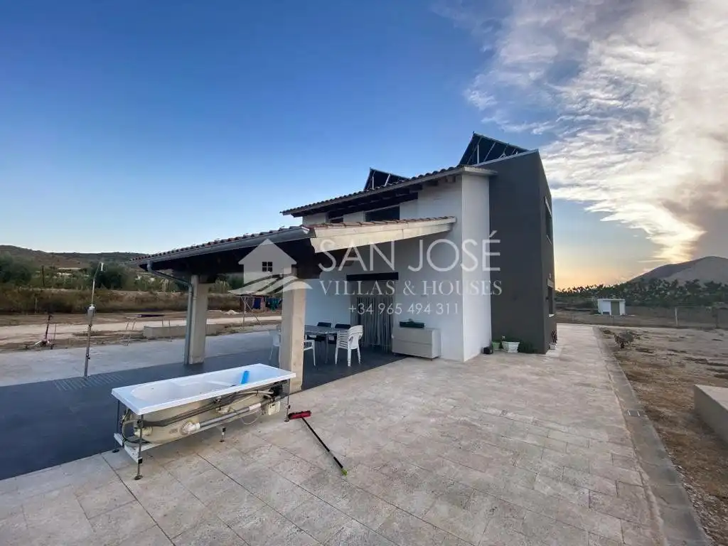 Terraza de Casa o chalet en venta en Aspe con Calefacción, Jardín privado y Trastero