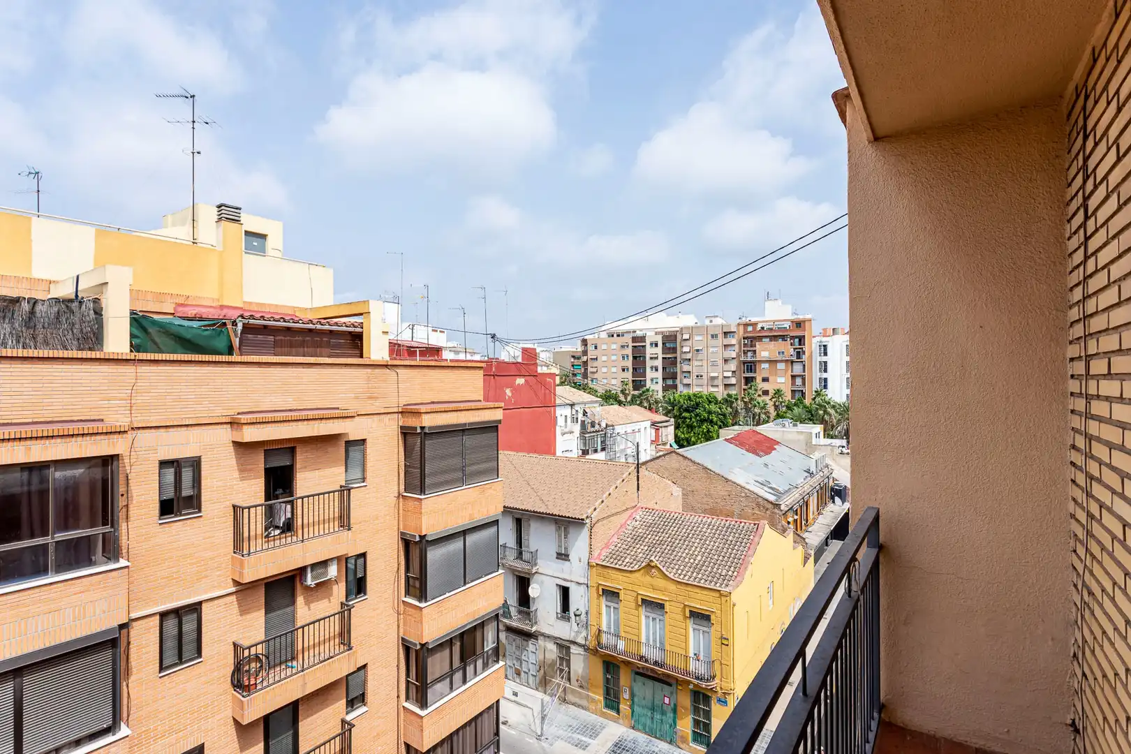 Vista exterior de Piso en venta en Valencia con Aire acondicionado, Calefacción y Balcón