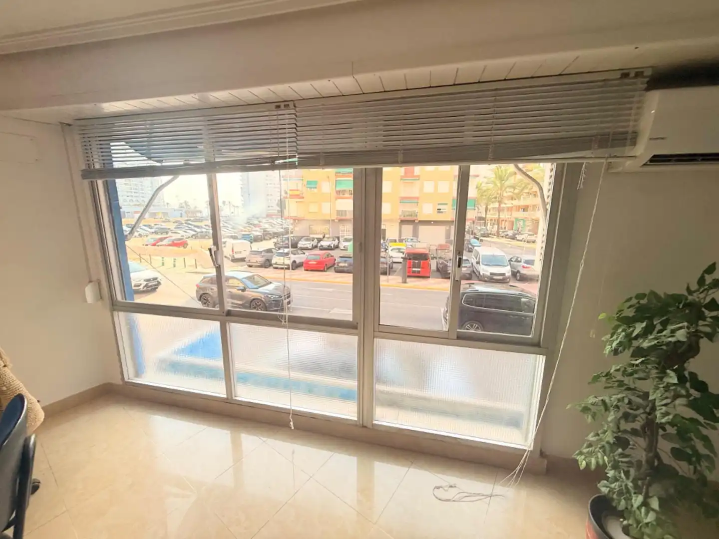 Oficina en venta en Cullera con Aire acondicionado y Amueblado