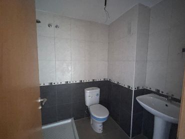 Bajo con ascensor en venta en Calle Calle Isabel Sarrión