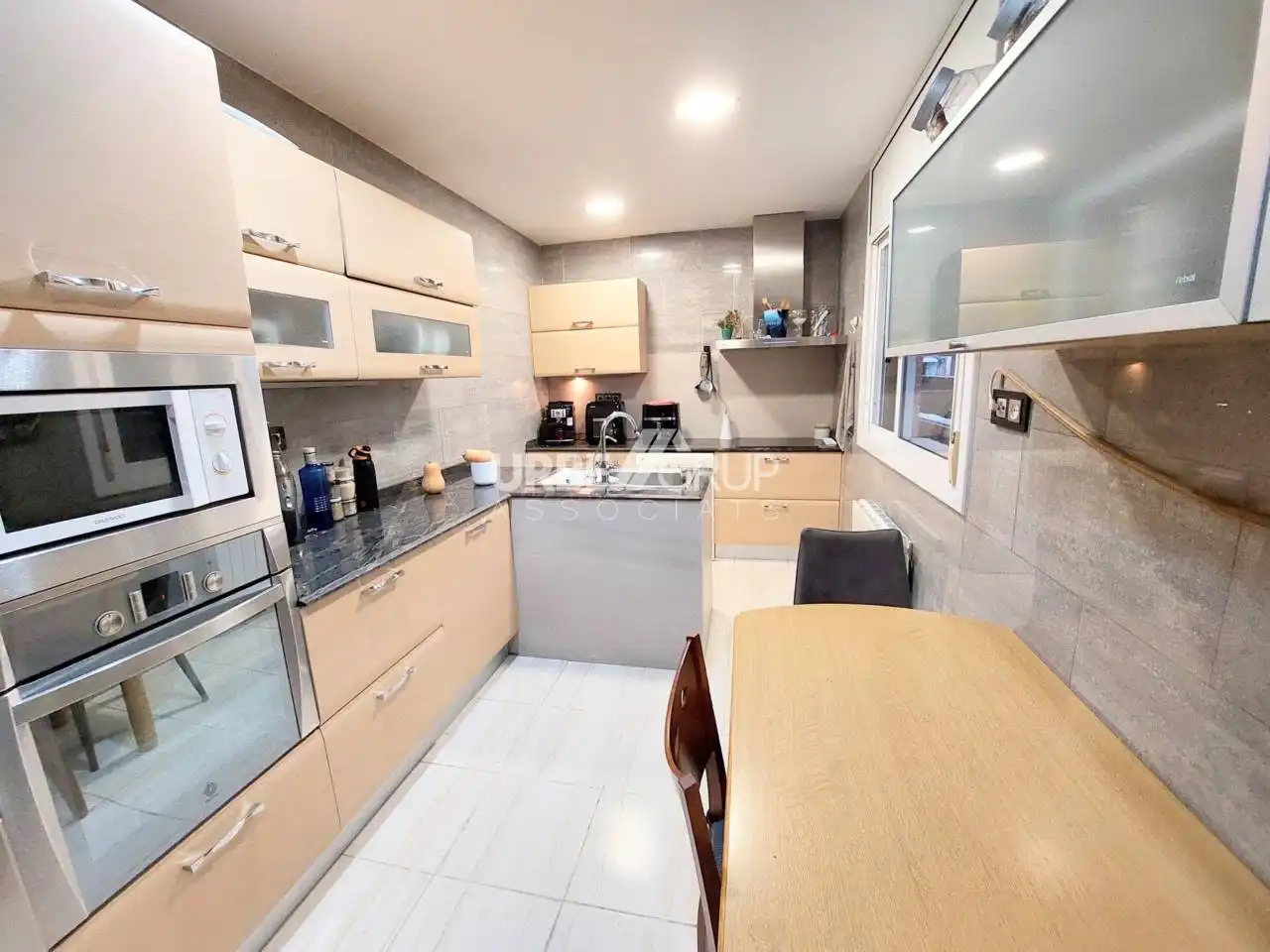 Chalet con jardín en venta en Abrera, imagen 3