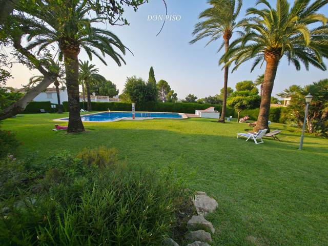 Casa adosada en Venta en Pedreguer