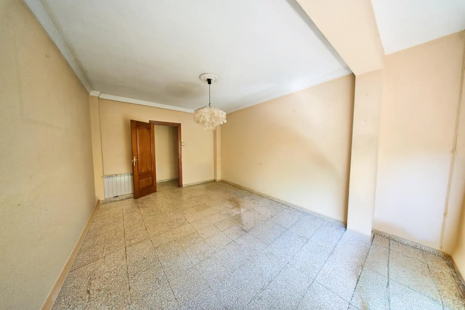 Habitación de Piso en venta en Granada con Calefacción