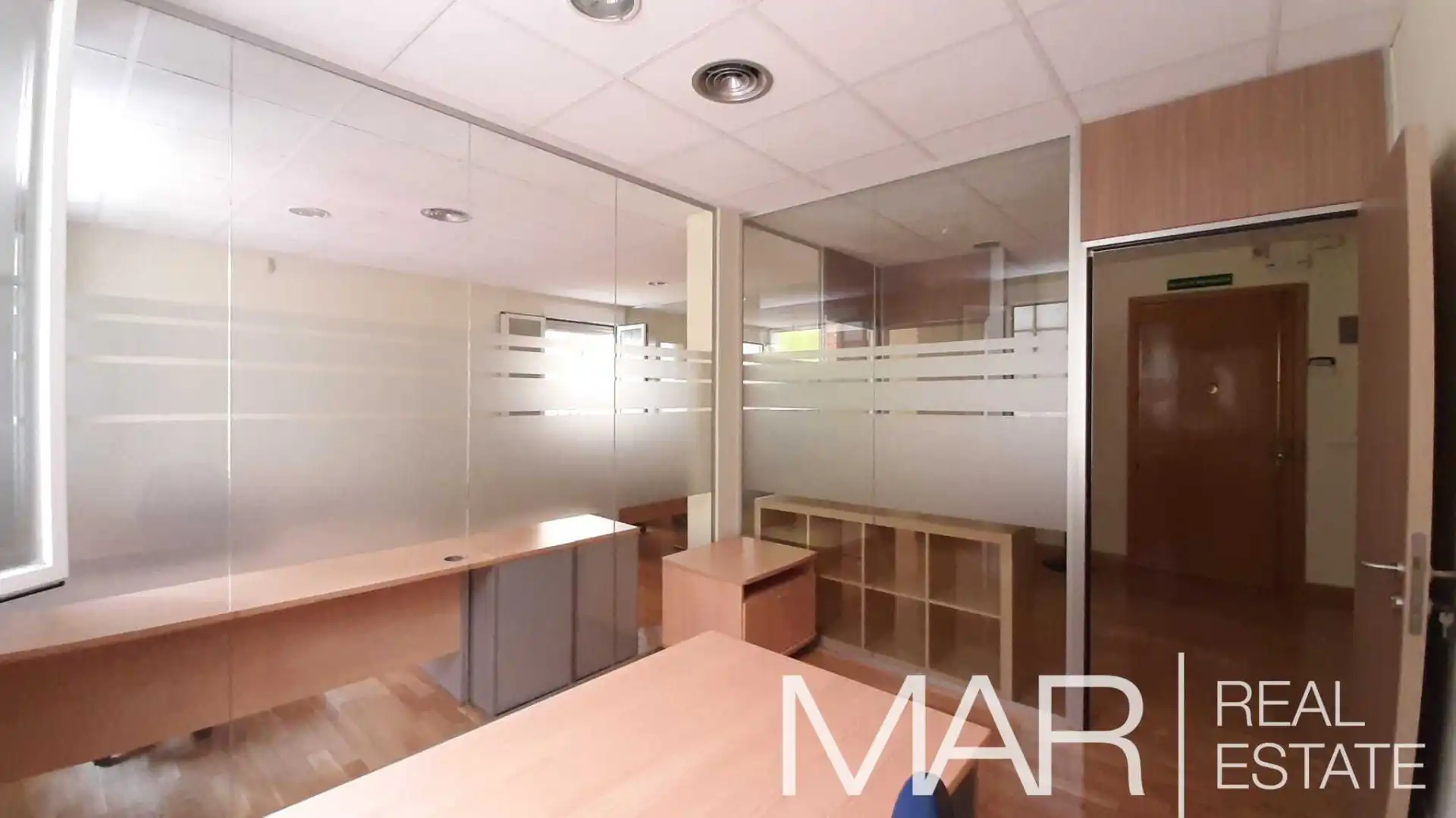 Büro zur Miete in Madrid mit Klimaanlage, Heizung und Möbliert
