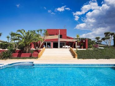 Casa rústica amb jardí en venda a Carretera La loma larga