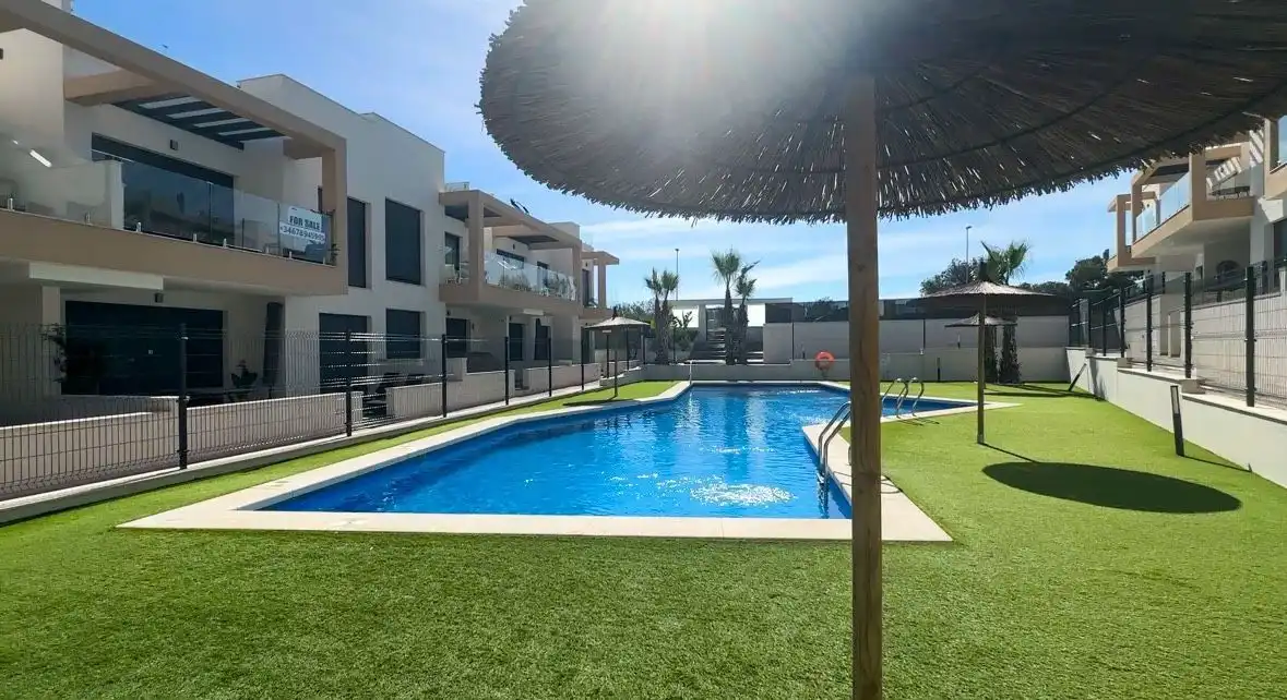 Bungalow amb piscina en venda a Orihuela Costa, imagen 39