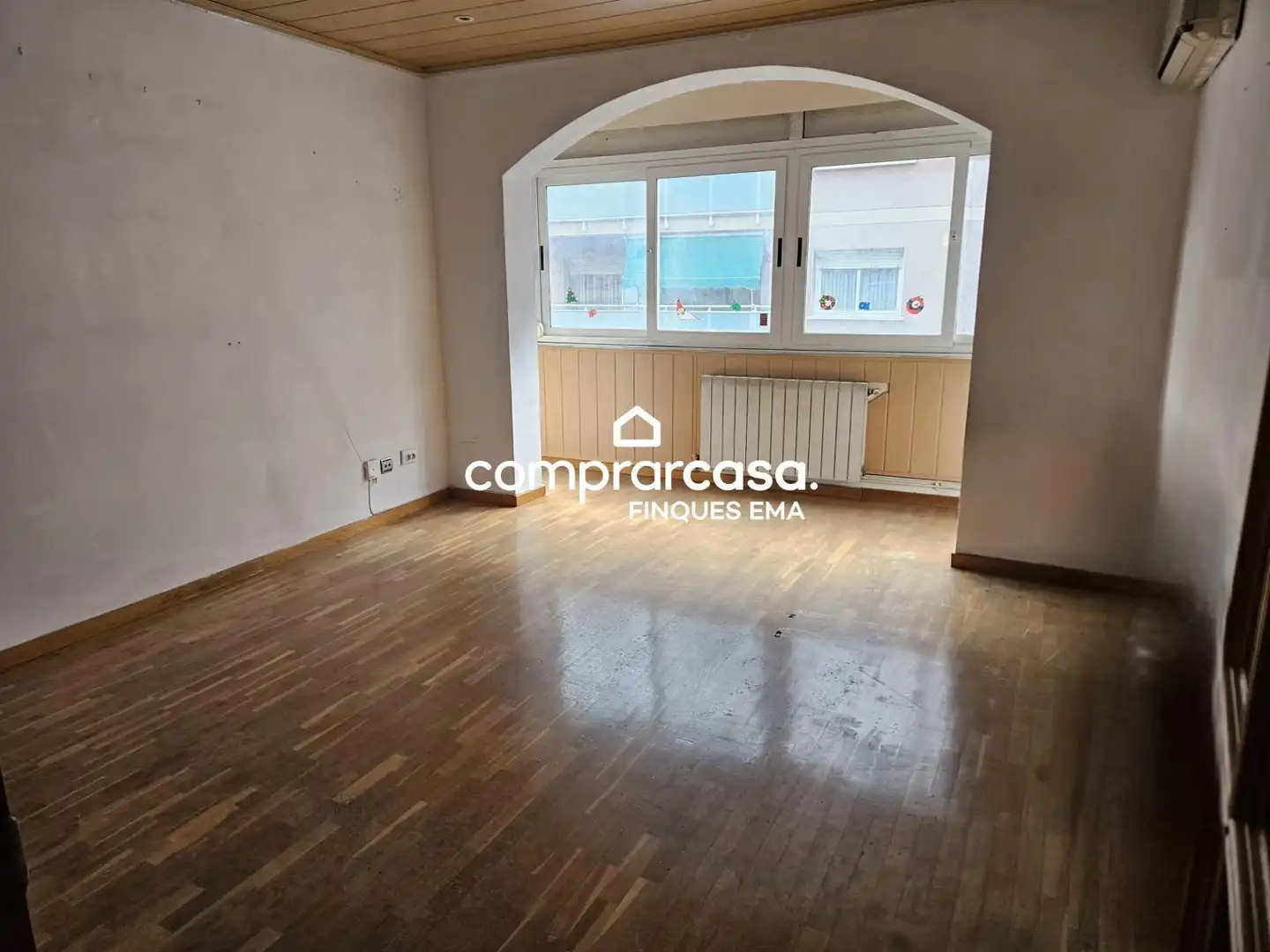 Pis en venda en Sant Boi de Llobregat amb Parquet i Balcó