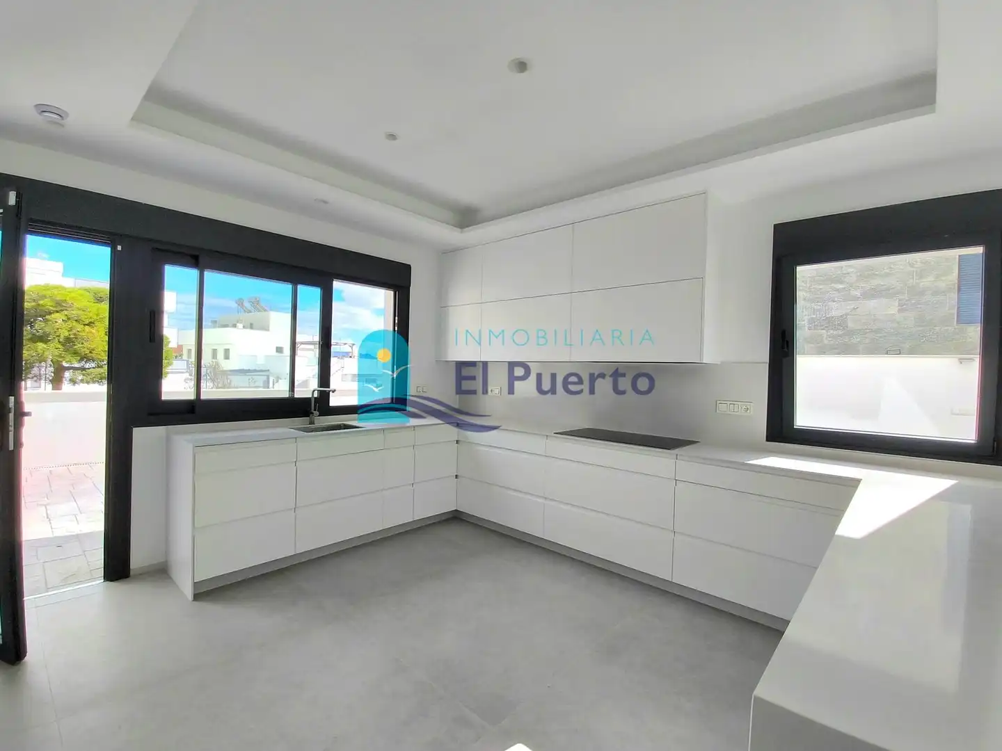 Cuina de Casa o xalet en venda en Mazarrón amb Aire condicionat, Terrassa i Traster