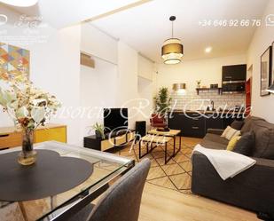 Living room of Flat for sale in  Madrid Capital