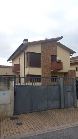 Casa-chalet en Venta en El Arenal en Armiñón