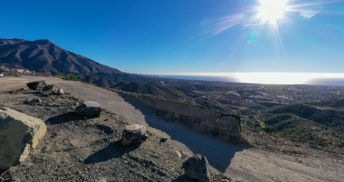 Vista exterior de Planta baja en venta en Benahavís con Aire acondicionado, Jardín privado y Terraza