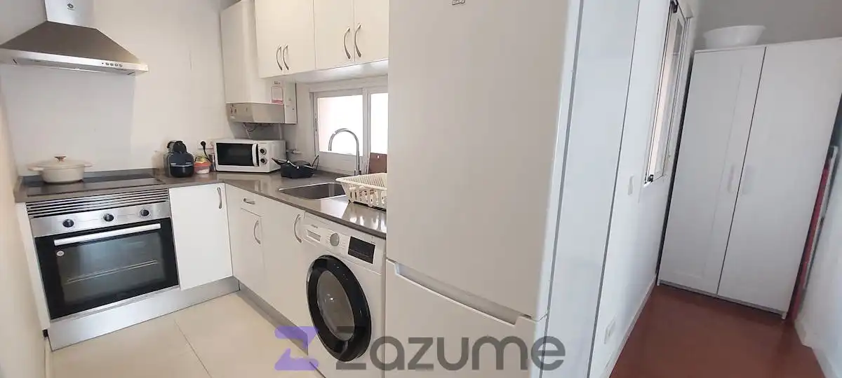 Cuina de Estudi de lloguer en Madrid amb Aire condicionat, Calefacció i Parquet
