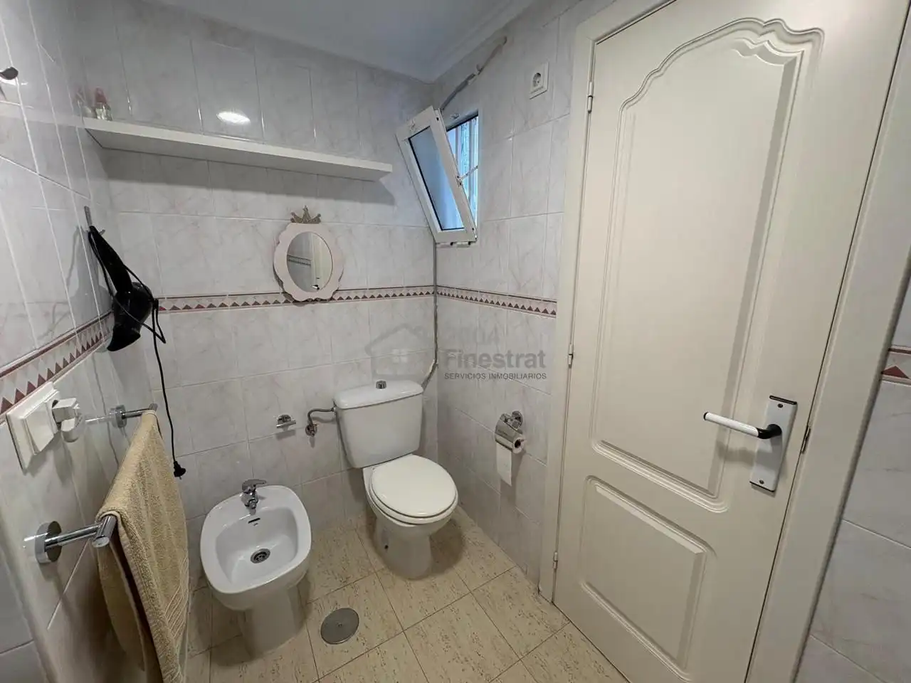 Badezimmer von Wohnung zur Miete in Finestrat mit Möbliert