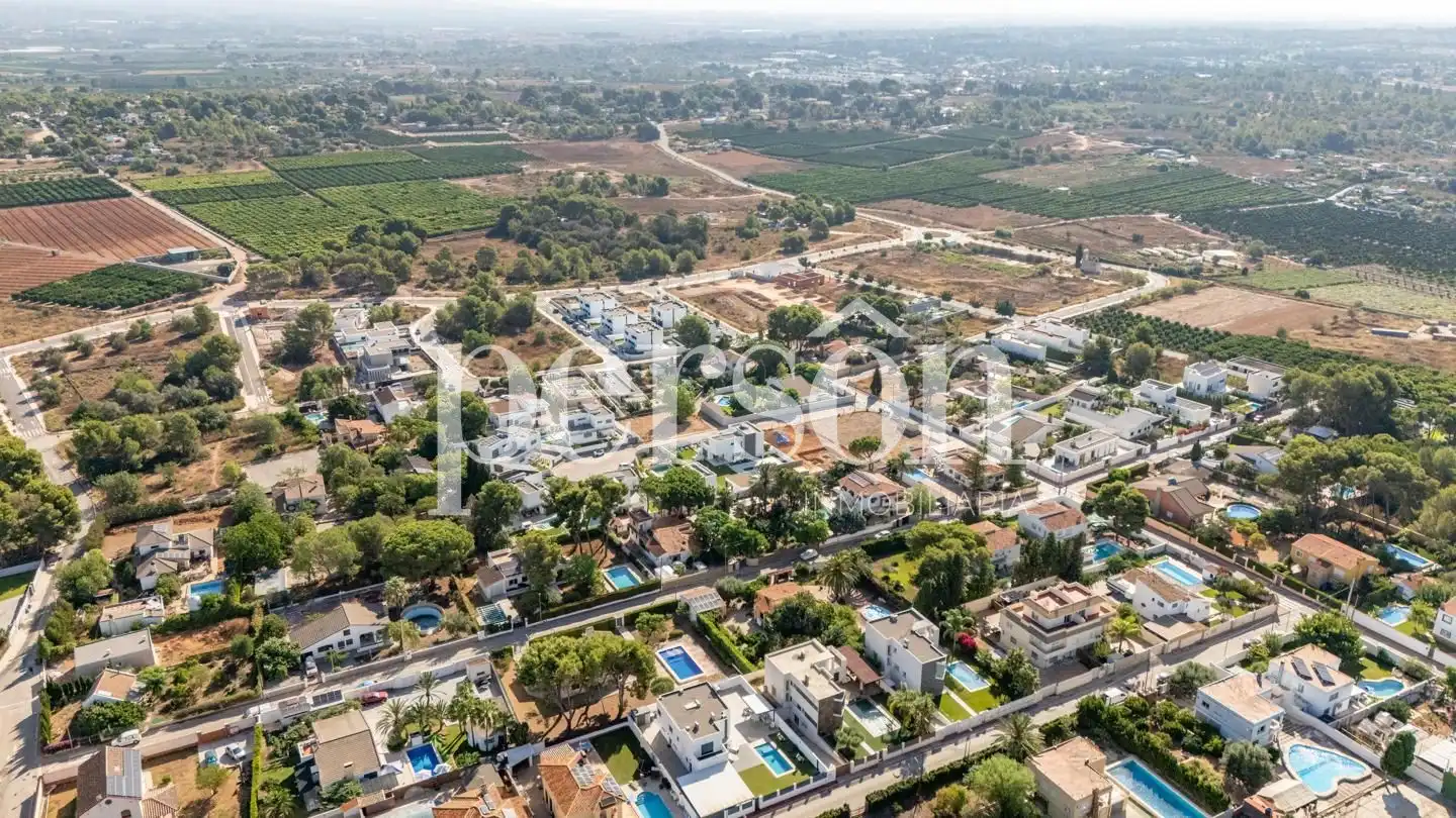 Exterior view of Houses for sale in Bétera  with Private garden, Terrace and Swimming Pool