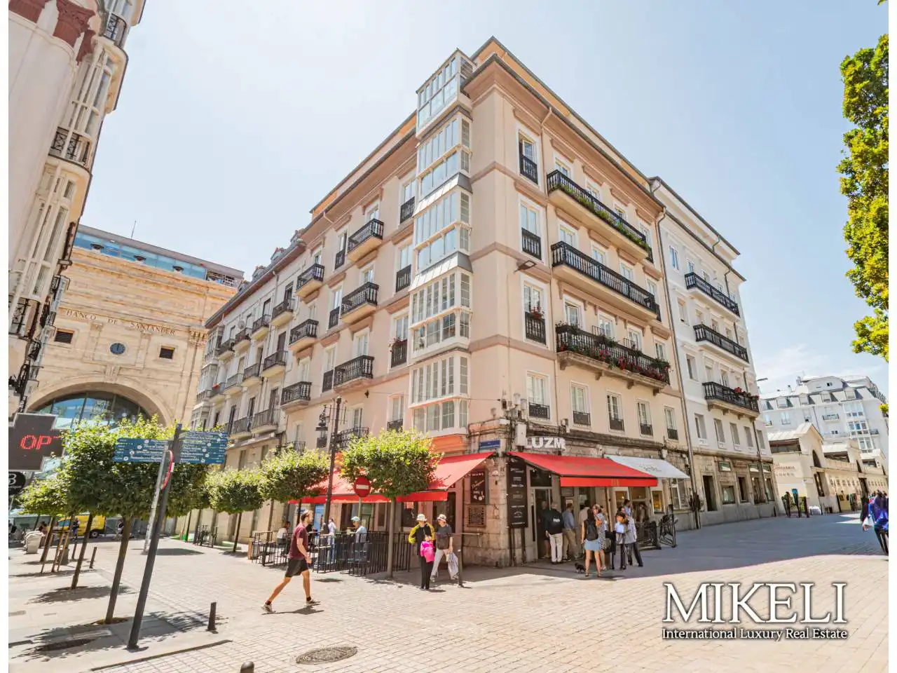 Flat with terrace to rent in Calle Hernán Cortés, imagen 32
