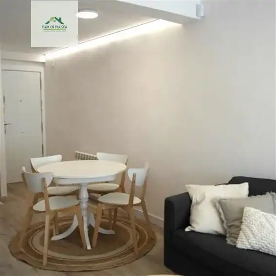 Comedor de Piso de alquiler en Huesca con Calefacción y Amueblado