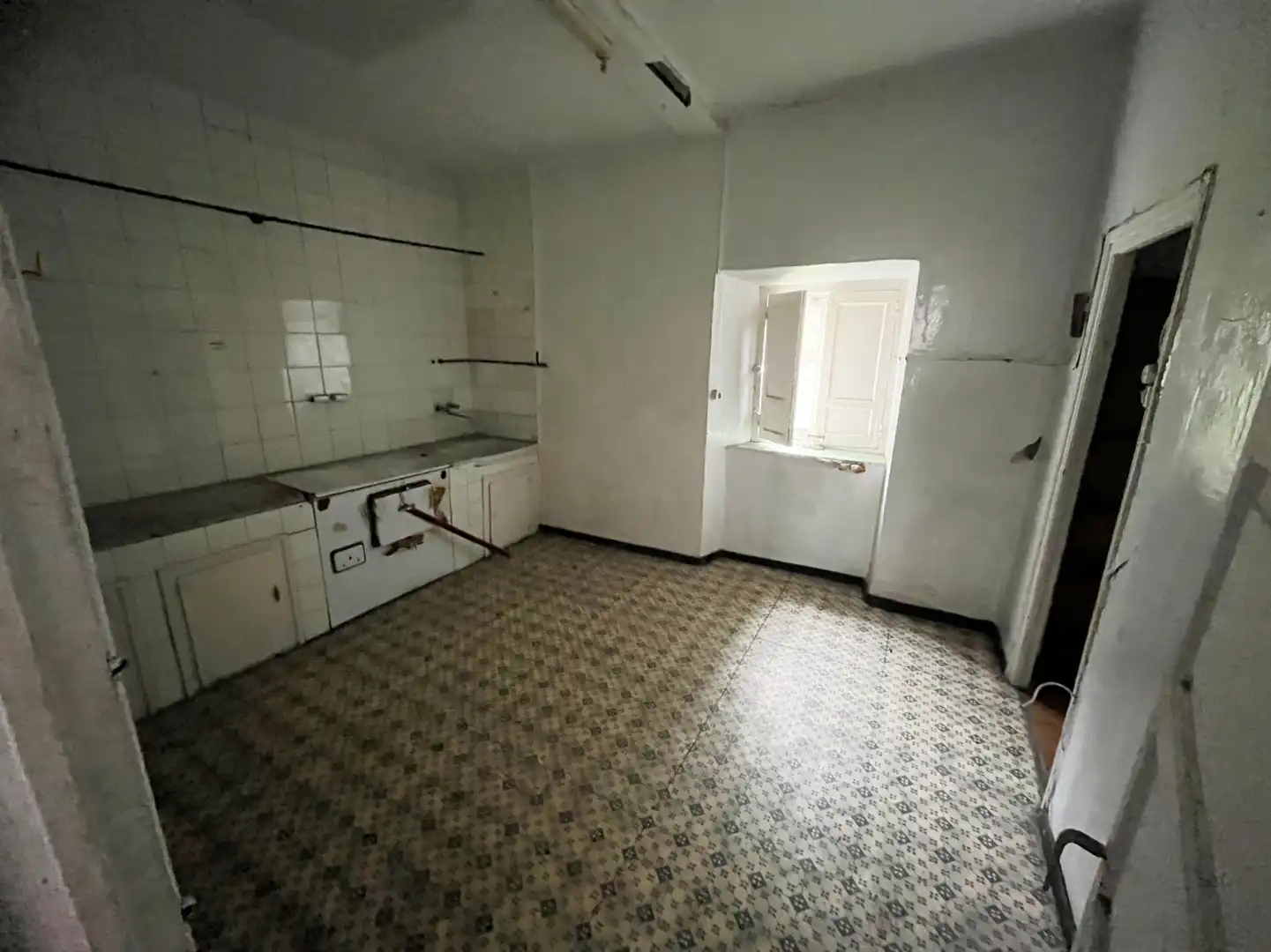 Kitchen of Buildings for sale in Avilés