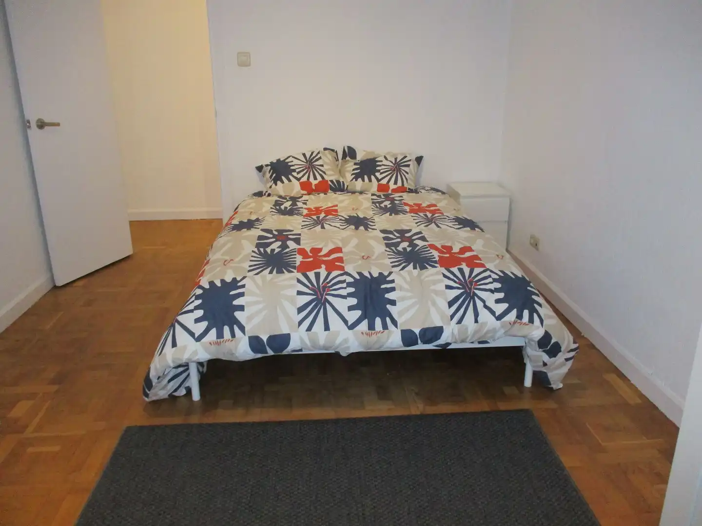 Bedroom of Flat for rent in Donostia - San Sebastián   with Heating and Furnished