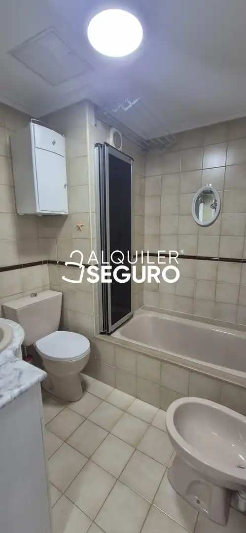 Baño de Loft de alquiler en Oviedo  con Amueblado