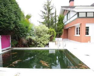 Piscina de Casa o xalet en venda en Guriezo amb Calefacció, Jardí privat i Piscina