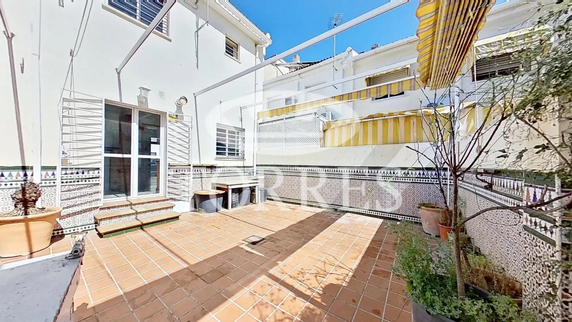 Exterior view of Single-family semi-detached for sale in Málaga Capital  with Terrace and Storage room