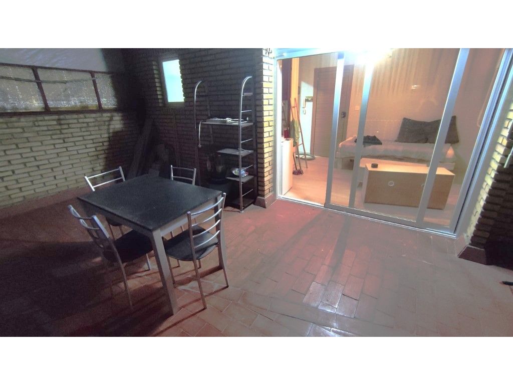 Attic for rent in Calle Acera De Canasteros, Centro - Sagrario