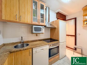 Piso con balcón en venta en Colindres