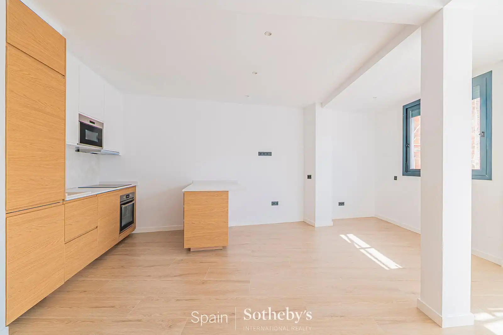 Cocina de Apartamento en venta en Barcelona con Aire acondicionado, Calefacción y Terraza