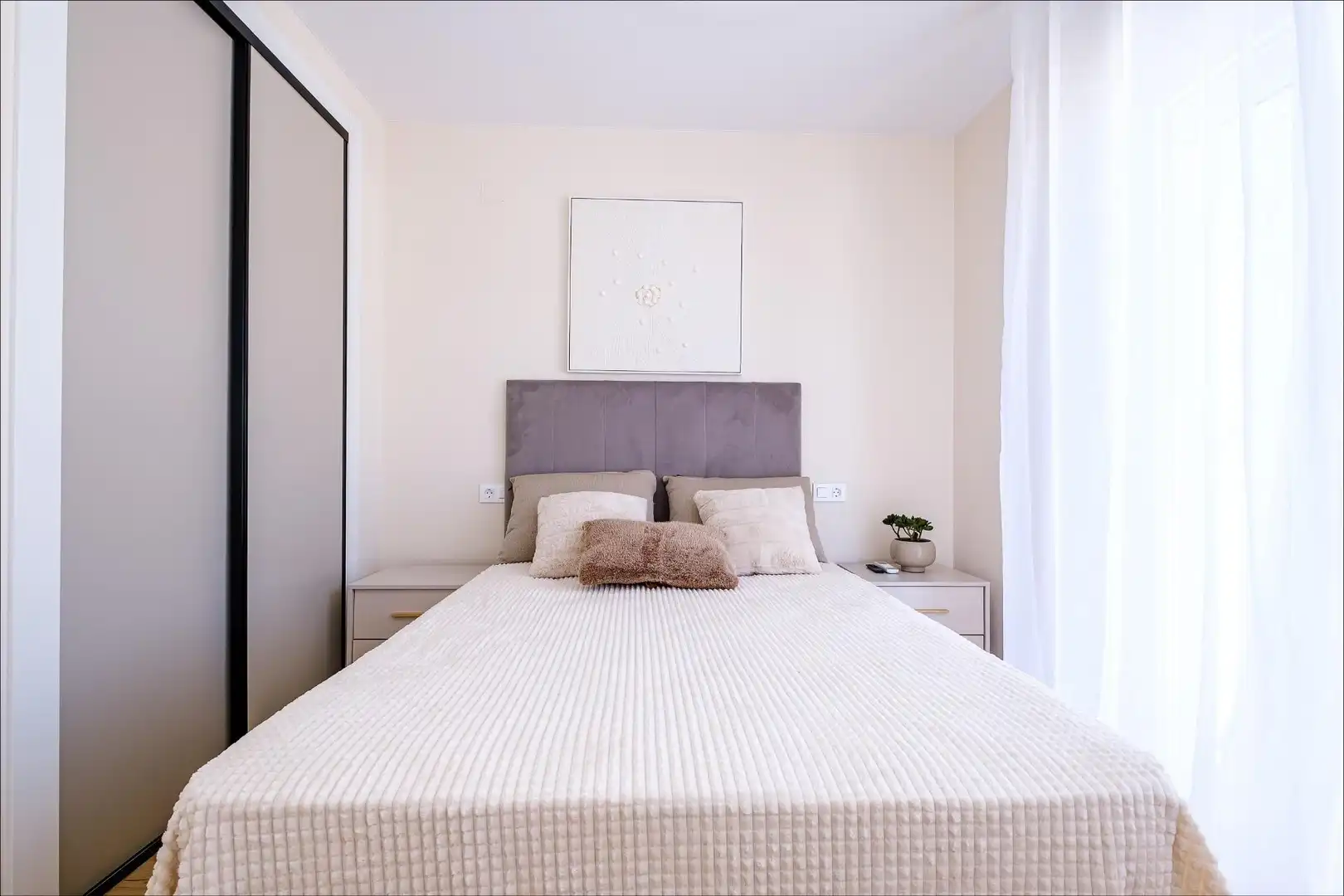 Habitación de Casa adosada en venta en Orihuela con Aire acondicionado, Terraza y Trastero