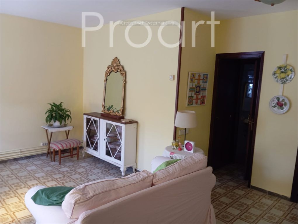 Sala d'estar de Casa adosada en venda en Riells i Viabrea amb Calefacció, Jardí privat i Terrassa