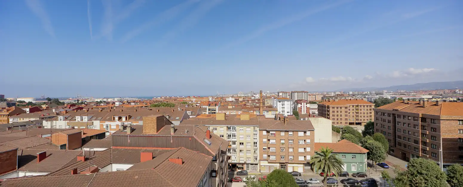 Vista exterior de Piso en venta en Gijón  con Calefacción