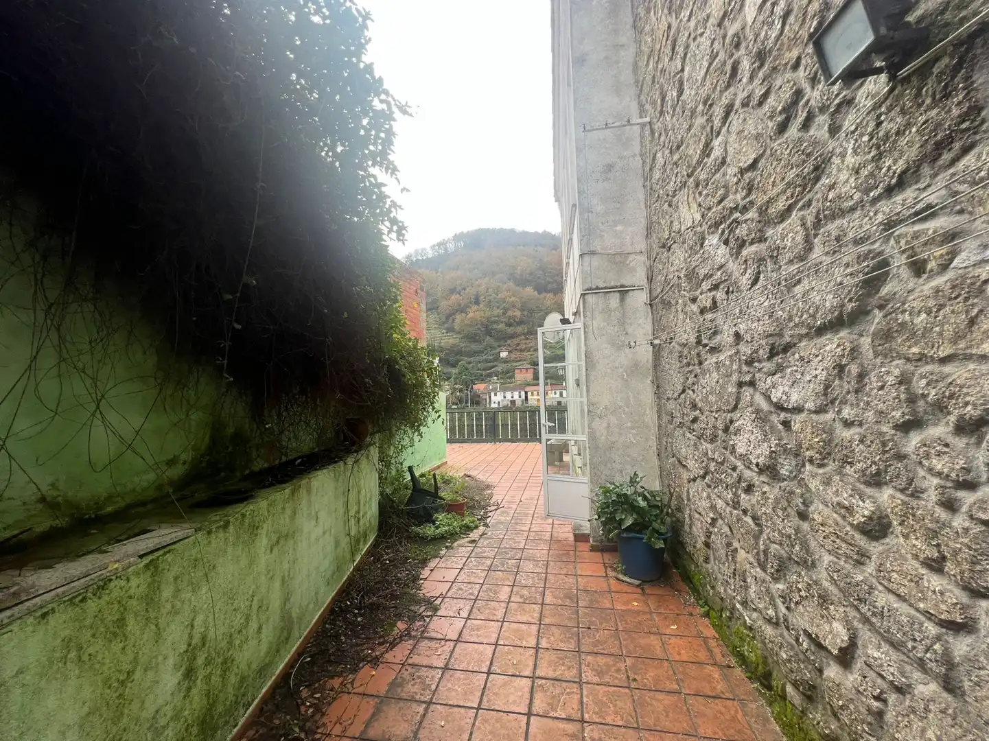 Vista exterior de Casa o chalet en venta en O Saviñao  con Calefacción
