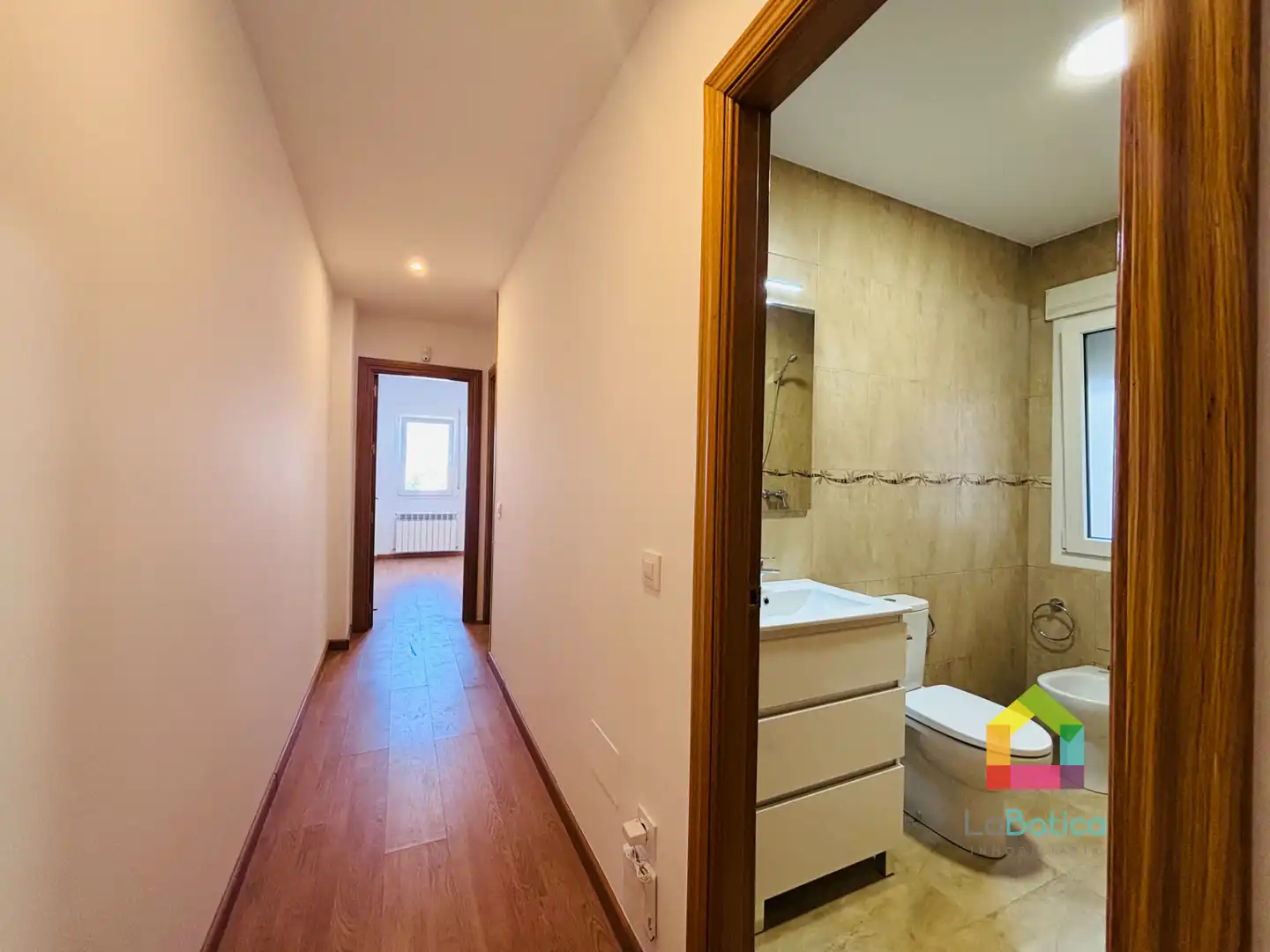 Flat for sale in Ajofrín  with Oven and Washing machine
