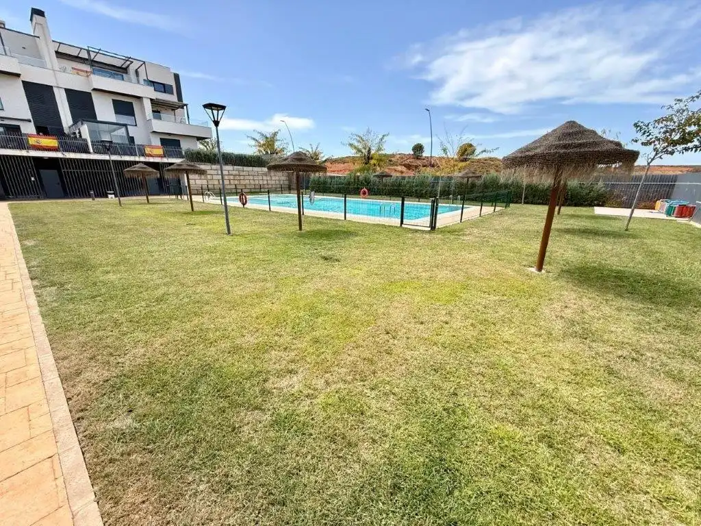 Àtic amb piscina de lloguer a Avenida Juan Pablo II, imagen 18