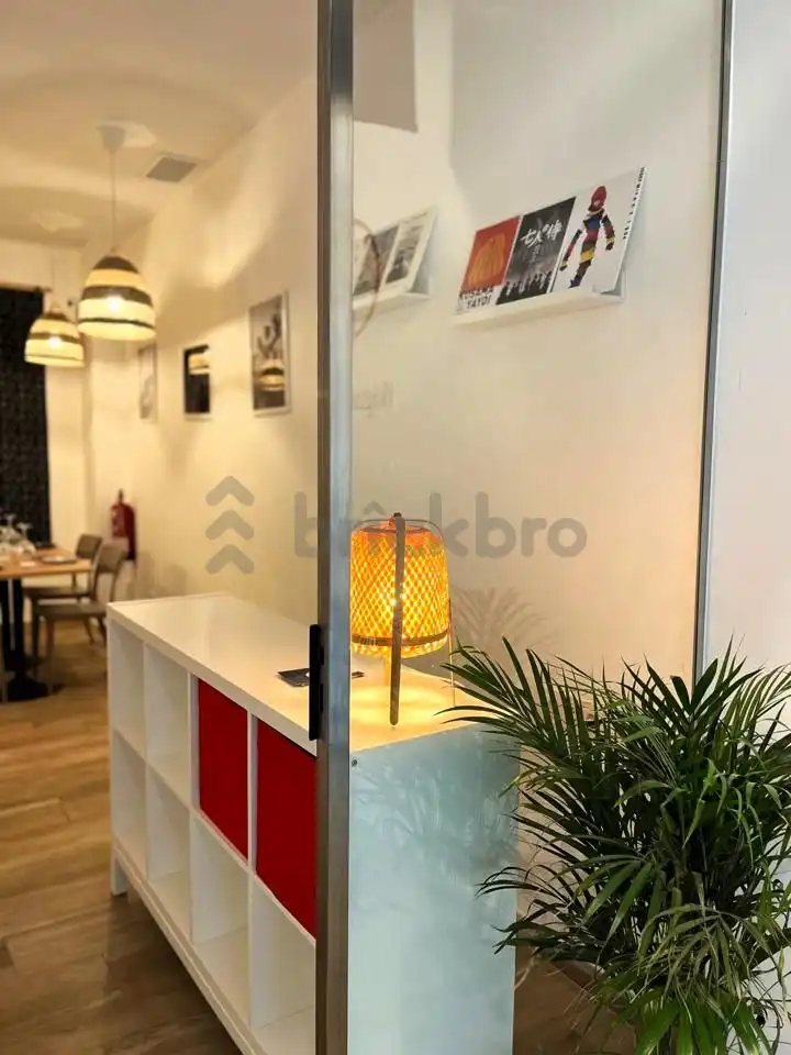Local comercial en traspaso en Sant Pere, imagen 2