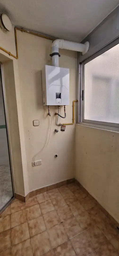 Baño de Piso en venta en Aldaia con Aire acondicionado y Balcón